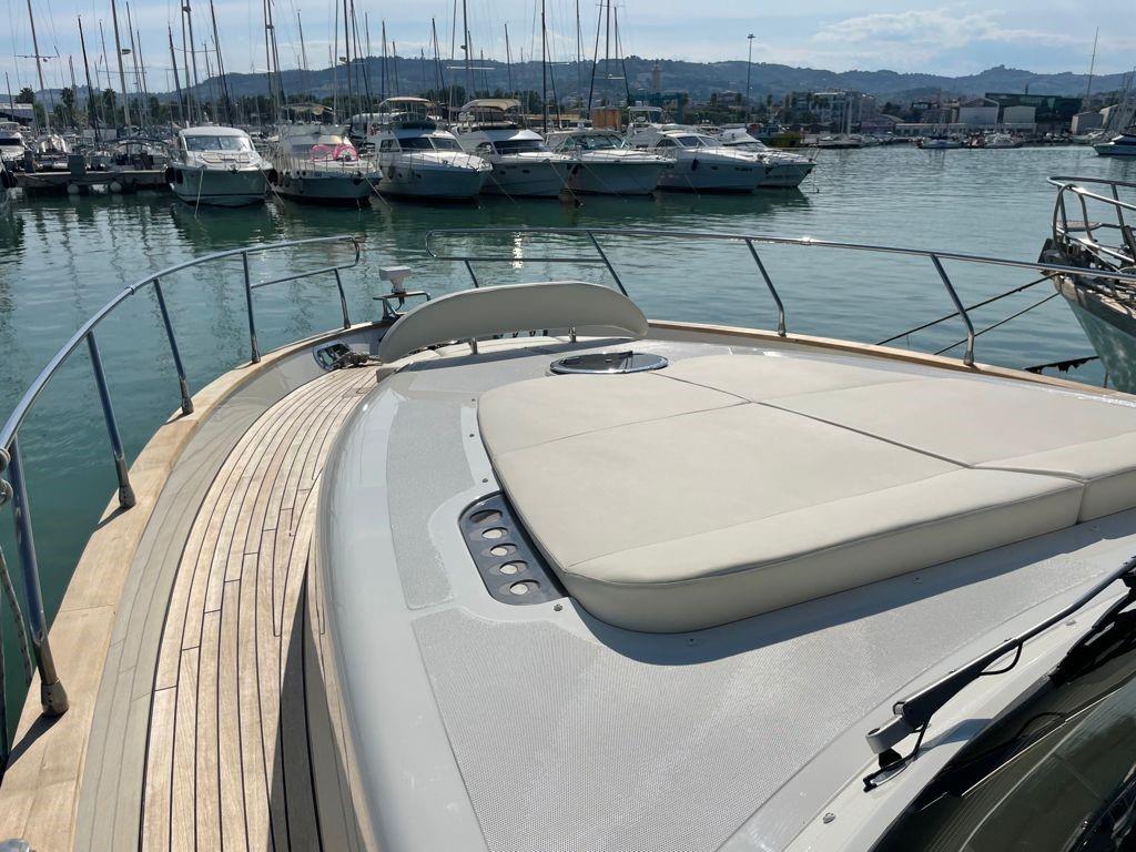 master yacht 52 scheda tecnica