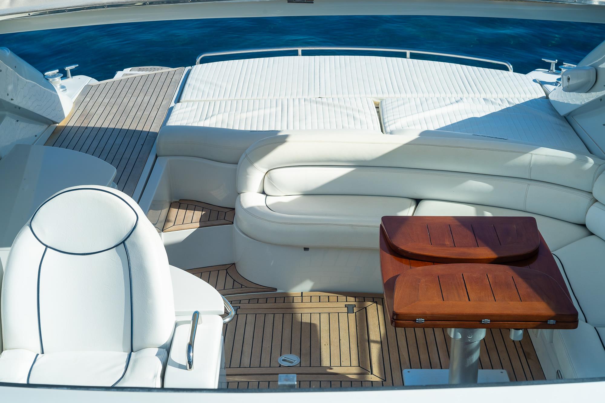 Pershing 52 2003 | PERSHING 52' | Ferretti Preowned Web site
