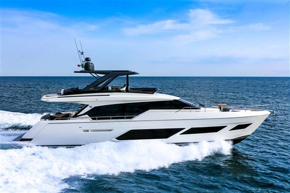 2021 FERRETTI YACHTS 720