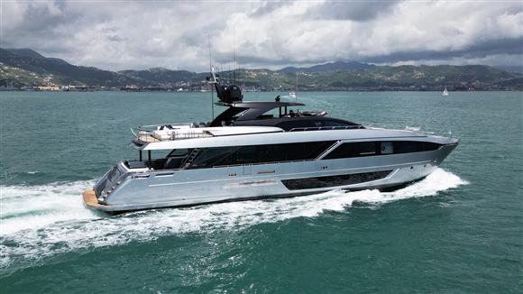 2018 RIVA 110' DOLCEVITA