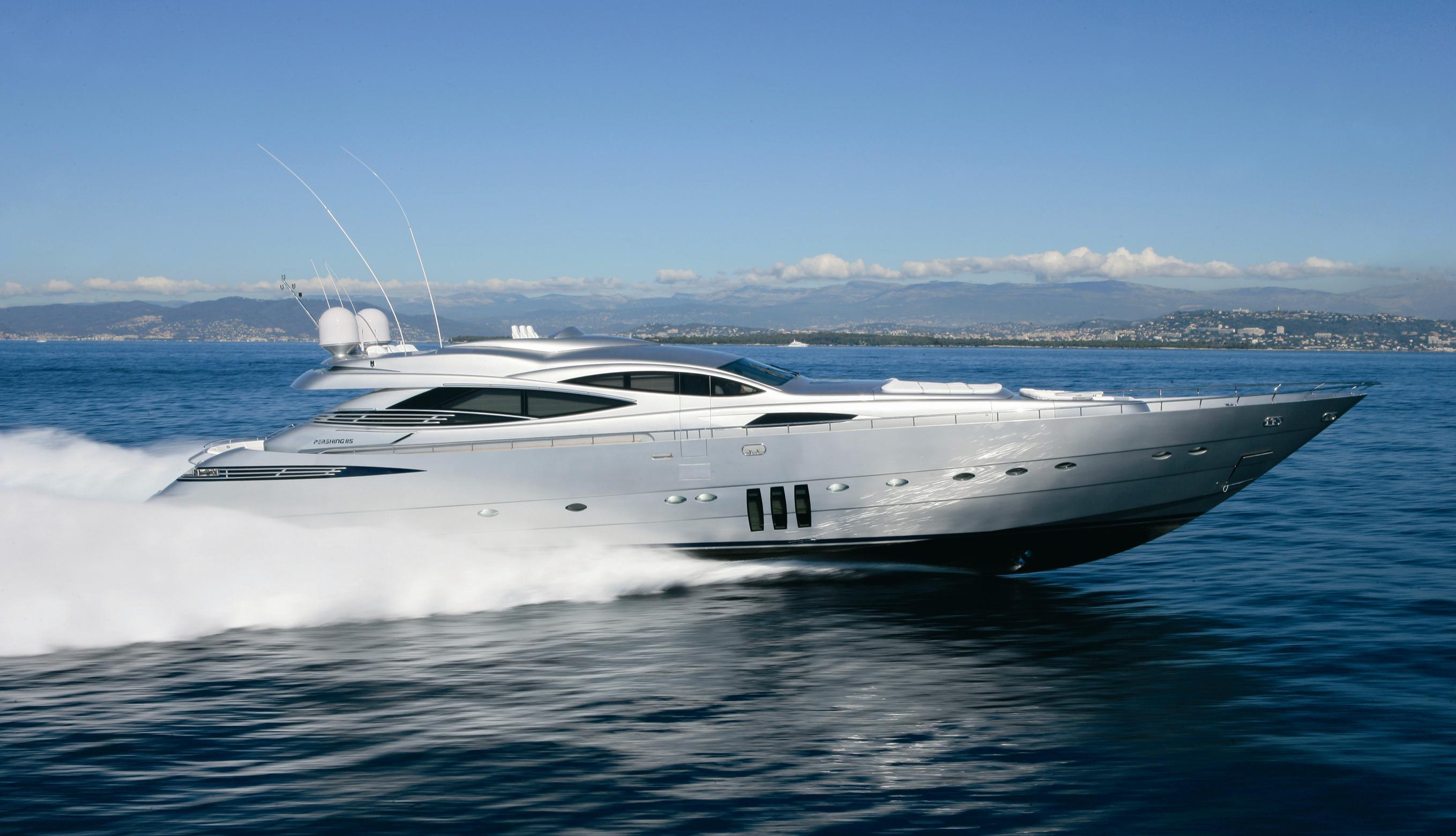 2010 PERSHING 115' 