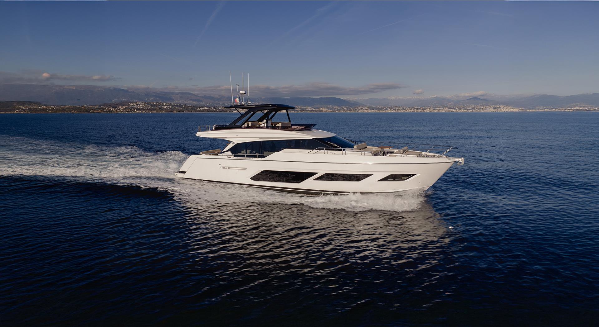 2025 FERRETTI YACHTS 720 